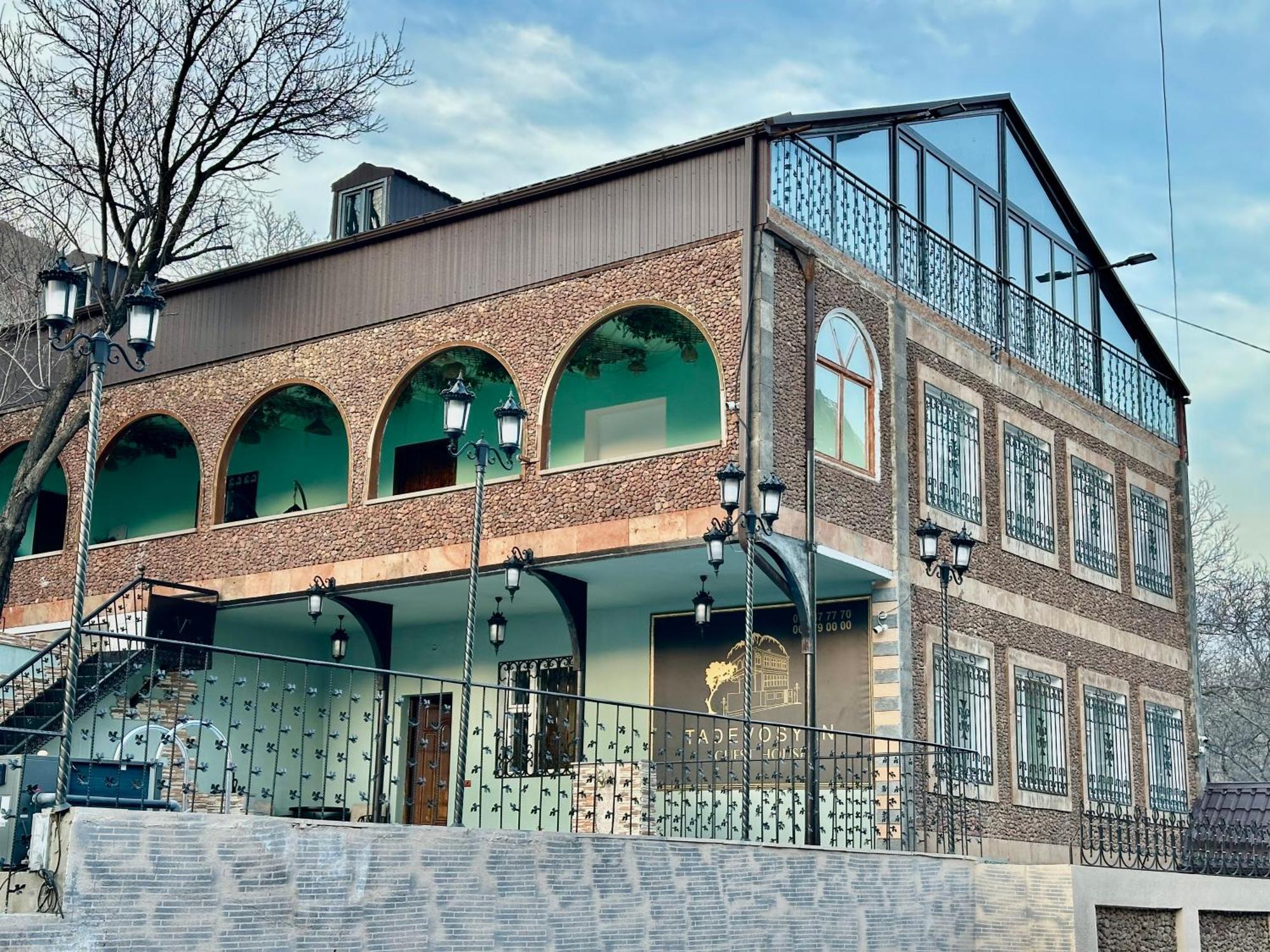 Tadevosyan Guest House Bjni Exterior photo